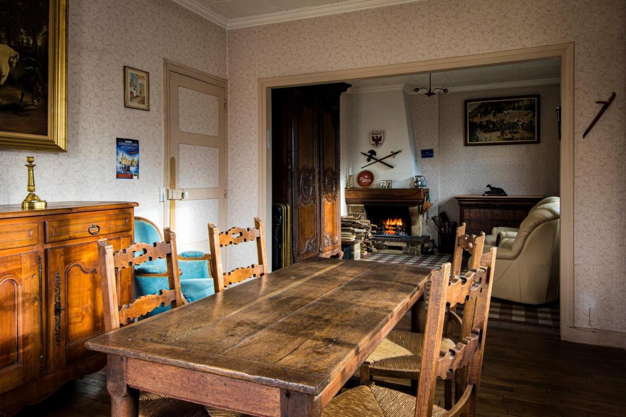 Chambres D'Hotes Gobillon แมงเตอนง ภายนอก รูปภาพ
