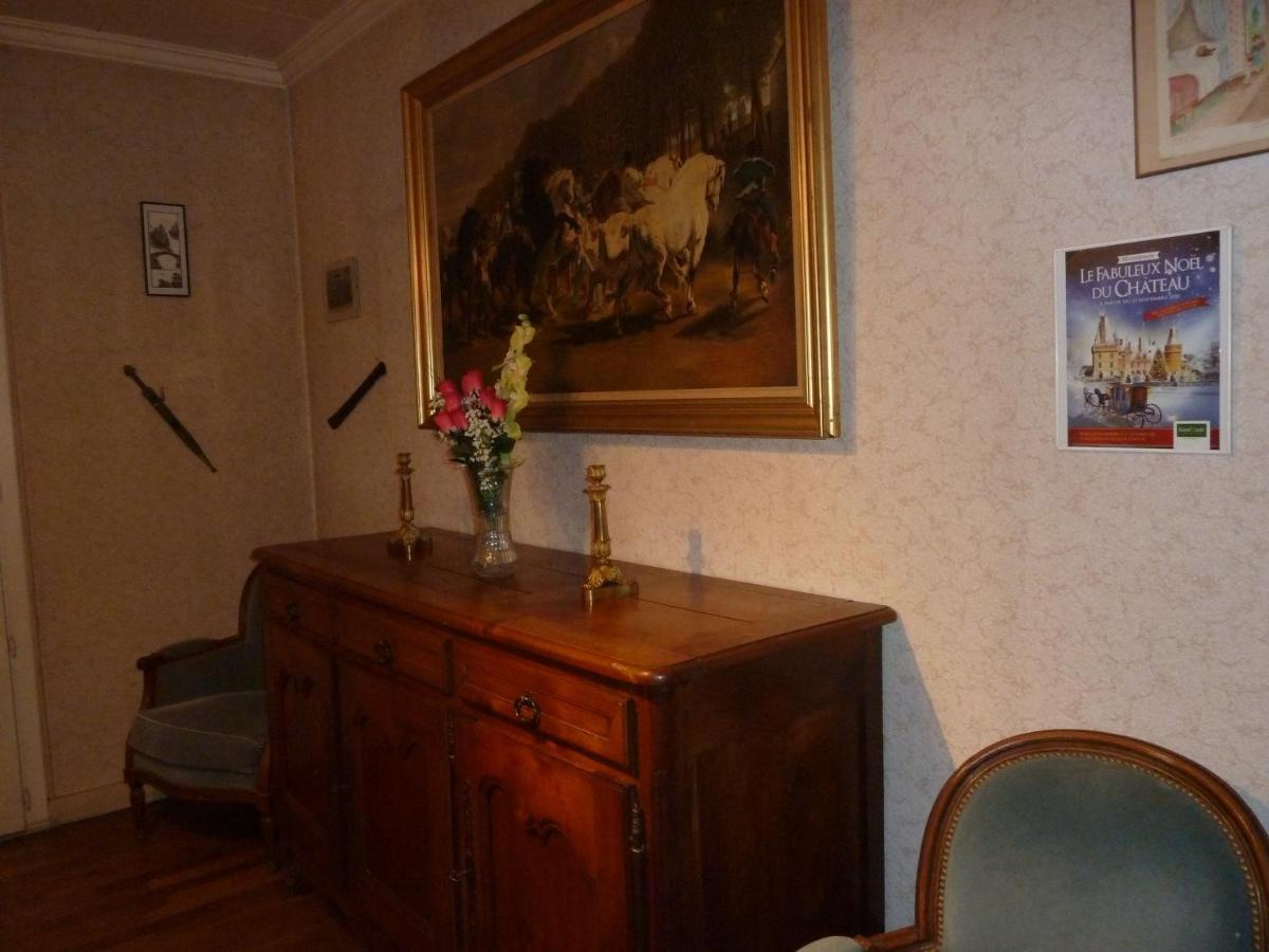 Chambres D'Hotes Gobillon แมงเตอนง ภายนอก รูปภาพ