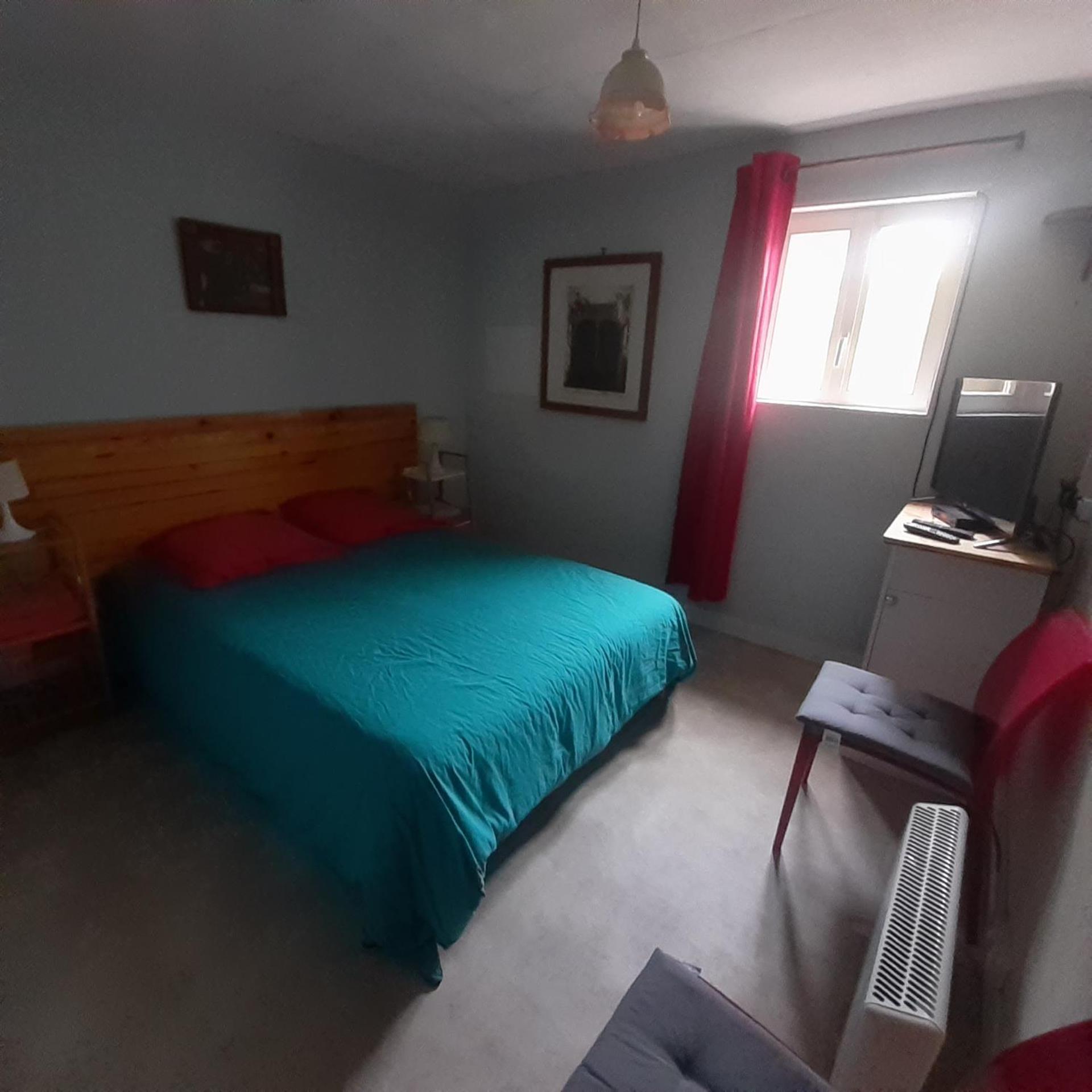 Chambres D'Hotes Gobillon แมงเตอนง ภายนอก รูปภาพ
